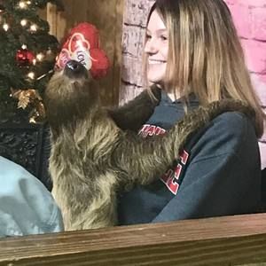 Meet your Posher, Threse